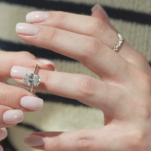 The Kamellie - Engagement Ring Made in White Gold
