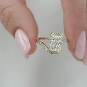 The Skyler - Engagement Ring Made in Yellow Gold