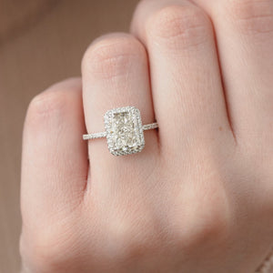 The Michelle - Engagement Ring Made in White Gold