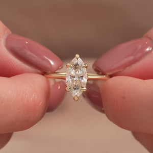 The Ashley - Engagement Ring Made in Yellow Gold