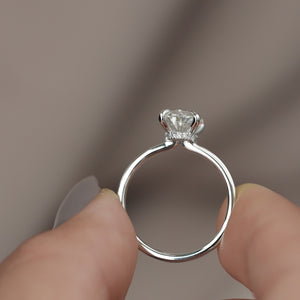 The Nelly - Engagement Ring Made in White Gold