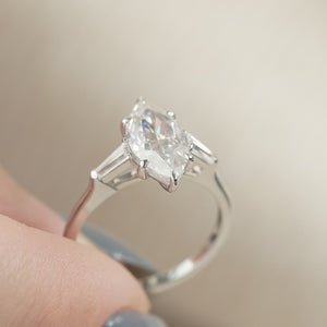 The Liv - Engagement Ring Made in White Gold