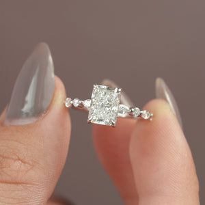 The Lindsey - Engagement Ring Made in White Gold