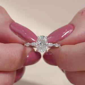 The Lucia - Engagement Ring Made in White Gold