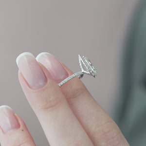 The Lenny - Engagement Ring Made in White Gold