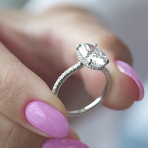 The Aline - Engagement Ring Made in White Gold