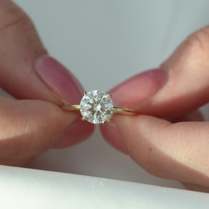 The Kamellie - Engagement Ring Made in Yellow Gold