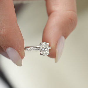 The Pave Crown Kamellie - Engagement Ring Made in White Gold