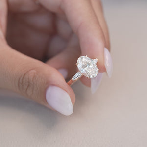 The Liv - Engagement Ring Made in Rose Gold