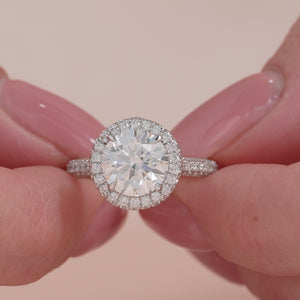 The Kylie - Engagement Ring Made in White Gold