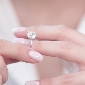 The Kamellie - Engagement Ring Made in White Gold